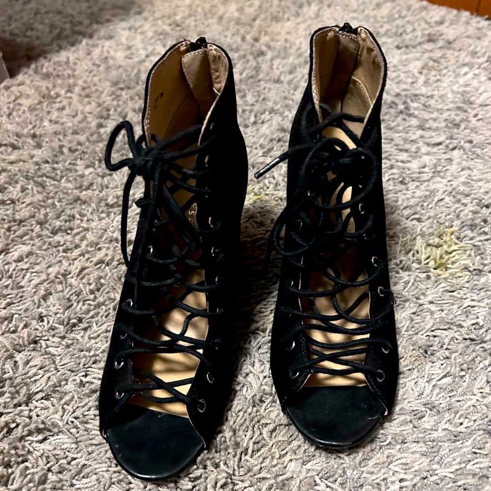 Lace up Booties Size 7 women’s